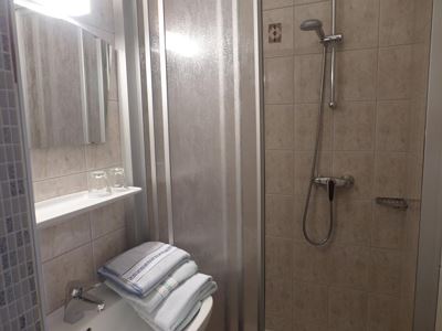 Double room, shower or bath, 1 bed room