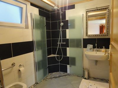 Appartamento, doccia, WC, 2 camere da letto