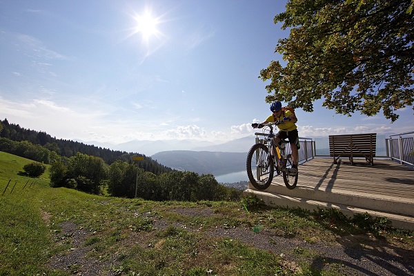 MTB with lake view